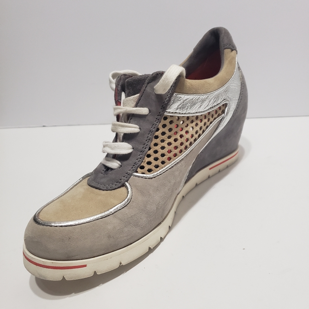 Pas De Rouge Wedge Fashion Sneakers